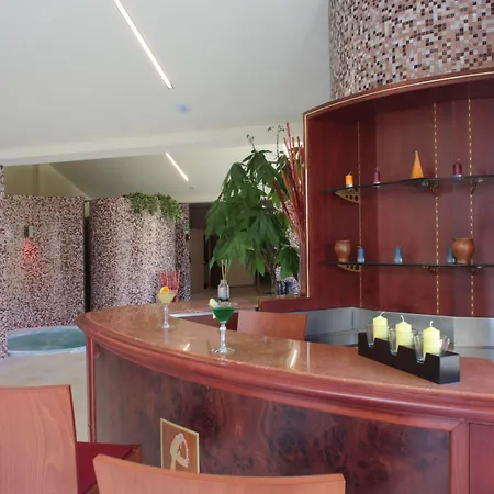 Relais Dei Normanni Hotel 4*