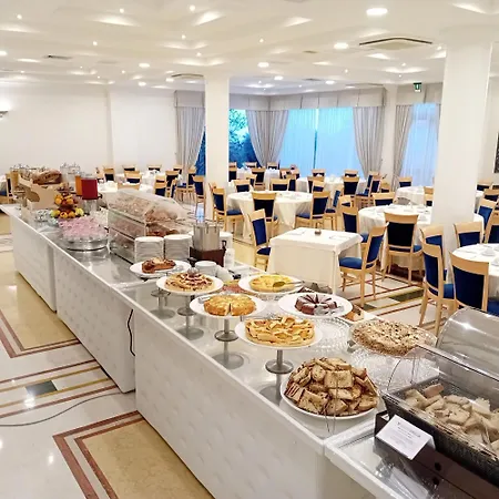 فندق Relais Dei Normanni 4*