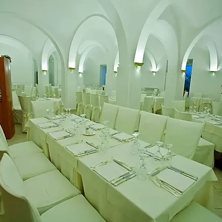 Relais Dei Normanni Hotel