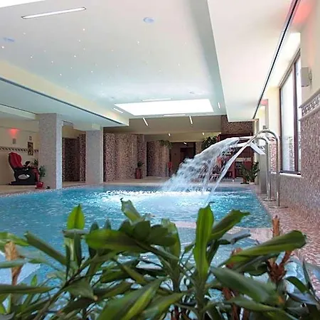 Relais Dei Normanni Hotel 4*