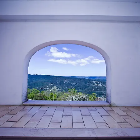Relais Dei Normanni מלון Monte SantʼAngelo