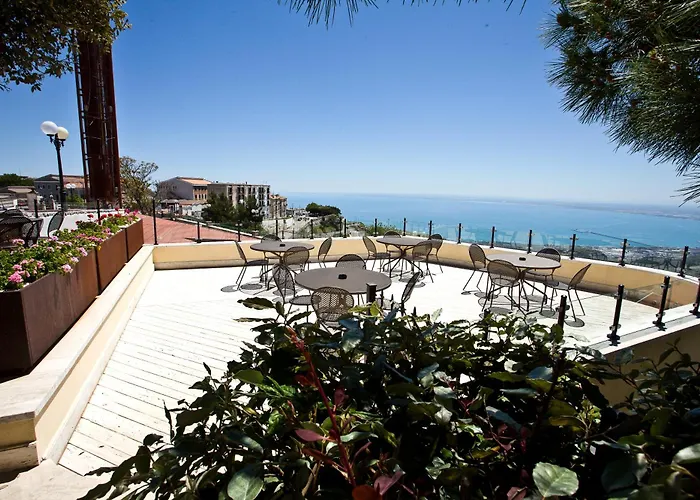 Relais Dei Normanni 4* Monte Sant'Angelo